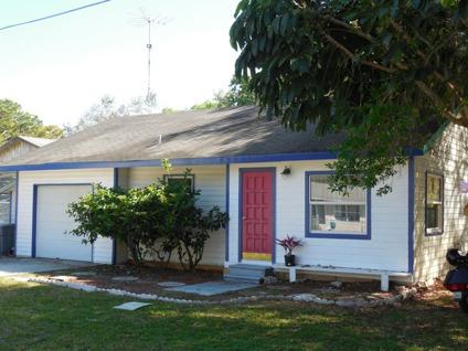 $124,900
Home With 2 Bedrooms, 2 Baths, 1-Car Garage For Sale In Sarasota