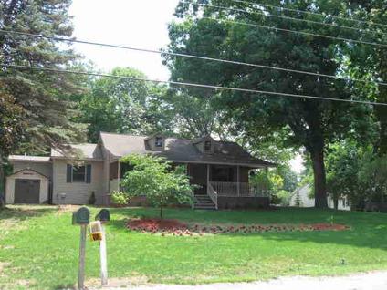 $159,900
Temperance 3BR 1.5BA, GREAT LARGE FRONT PORCH TO SIT AND