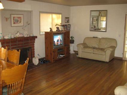 $299,000
Anaheim 3BR 1.5BA, This is a Fixer & a Short Sale.