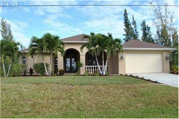 $299,900
Simply Breathtaking Custom Pool Home on Canal~~~