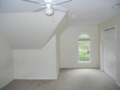 $329,975
Kennesaw 4BR 3.5BA, 4/3.5 IN THE RESERVE!HW FLRS,FP,SEP
