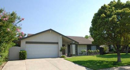 $399,950
La Verne Four BR Two BA, Very nice single story home in a .