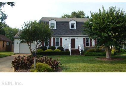 $400,000
Virginia Beach 2.5 BA, WONDERFUL Four BR FAMILY HOME WITH LOTS OF