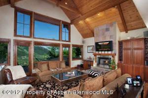 $4,350,000
Aspen 4BR 4BA, Enjoy one of the best views overlooking the