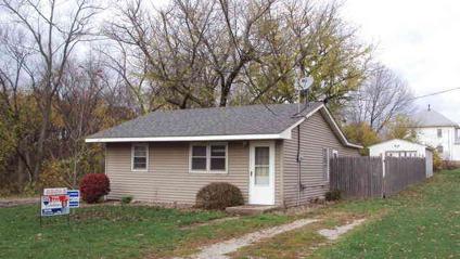$52,000
Matherville 2BR 1BA, All new interior-move-in-ready.