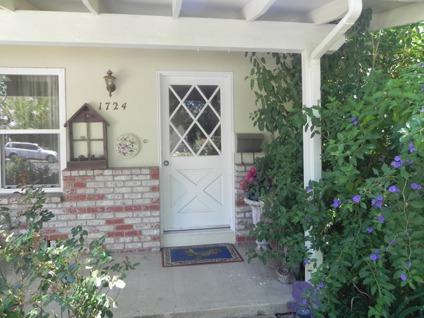 $745,000
Charming Wine Country Cottage