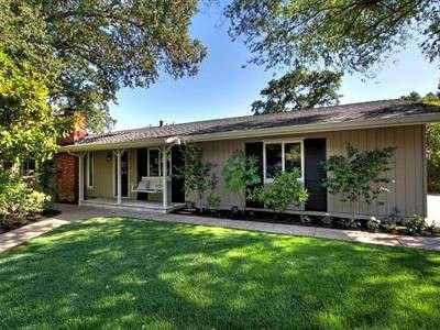 $749,000
Beautifully Remodeled Home