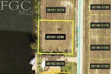 $99,000
Cape Coral, Rare Triple Lot on Spreader canals with view of