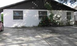 Investors special. This duplex features 2 bedroom, 1 bath units of 850 sq. ft. each. 1 w/tile, 1 w/ carpet, great room, eat in kitchen, 5 yr. old roof, 2 yr. old A/C's, walking distance to new rec center and senior center, North Bay Hospital, downtown NPR