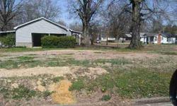 LOT LOCATED NEAR CENTER OF TOWN. SHOPPING, SCHOOLS, HOSPITAL, RESTAURANTS ALL CLOSE BY. NO RESTRICTIONS. MOTIVATED SELLERListing originally posted at http