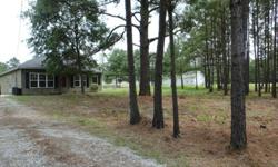 NICE 3 BED 2 BA HOME W/LAMINATE FLOOR THROUGHOUT ENTIRE HOUSE. HOME HAS OPEN FLOOR PLAN .SITS ON +- 1.5 ACRES, IN A VERY QUIET SETTING, YET CLOSE TO FT BENNING BACK GATE AND DOWNTOWN COLUMBUS,GA.MASTER BATH W/GARDEN TUB SURROUND BY CERAMIC TILES AND