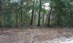 Nice residential lot located between Live Oak and Lake City. Mostly wooded but can easily be cleared to put your home or mobile home. Not far off paved road.Listing originally posted at http