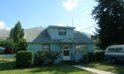 Close to schools, walking distance totown, swimming one block away, great starter home.Listing originally posted at http