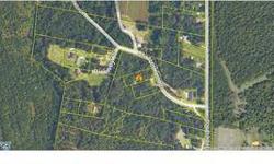ONE ACRE TRACT + OR - LOCATED IN THE NYLES COMMUNITY OFF FEATHERBED ROAD. VERY QUIET AREA, HAS A WELL AND SEPTIC BUT NEED TO BE CHECK, ON A PAVED HIGHWAY.
Listing originally posted at http