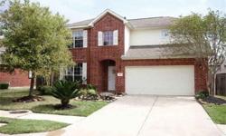 Immaculate, spacious 2 level home that shows like a model in highly sought-after stone gate community. KENT CHAMBERLAIN is showing 9626 Red Rugosa Drive in HOUSTON which has 4 bedrooms / 2.5 bathroom and is available for $220000.00.