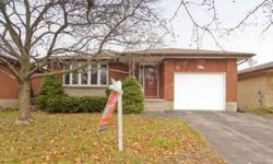 Well maintained! A well maintained lakeshore bungalow in with finished walk-out basement. Suzanne Ethier-Sales Representative is showing this 4 bedrooms / 1.5 bathroom property in Waterloo. Call (519) 772-4134 to arrange a viewing.