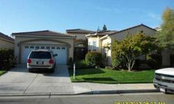 Traditional Sale! Open house for viewing will be held Sept. 22nd and 23rd from 1-4. This is a beautiful well maintained home located in the Clovis Deauville neighborhood. Kitchen features stainless steel appliances, granite countertops, center island and