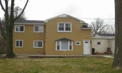 A real money maker! This 3 family home consists of a large home with two 3 beds units and a 2nd smaller, 1 beds home on the property.
James Simmons is showing this 1 bedrooms property in EWING, NJ. Call (609) 951-8600 to arrange a viewing.
Listing