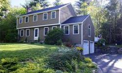 Spacious, sun-filled, exquisitely maintained home with every upgrade; nothing left to do but move in!
Bill McCormick is showing 5 Pierce Ln in Upton, MA which has 3 bedrooms / 1 bathroom and is available for $369000.00.
Listing originally posted at http
