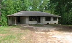 Hud home.sold in as-is condition.no disclosures. Use supra key to show.info deemed reliable but not guaranteed.equal opportunity opportunity.
Mark Myers has this 4 bedrooms / 2 bathroom property available at 767 Highway 78 NW in Monroe, GA for $40000.00.