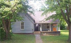 AFFORDABLE 2 Bedroom, 2 Bath Home in Farmington! Large Living Room, Country Kitchen w/Tons of Cabinets, Big Level Backyard with Storage Shed. Priced Right!
Listing originally posted at http