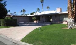 Great use of a corner lot. Enter the double ended flagstone driveway past the double door entry. Denis Weibel is showing this 4 bedrooms / 3 bathroom property in Indian Wells. Call (760) 409-0802 to arrange a viewing.
