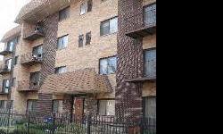 NICELY REMODELED 2 BED/2 BATH END UNIT CONDO IN ELEVATOR BUILDING. HARDWOOD FLOORS THROUGHOUT. PARKING INCLUDED MAKES THIS A GREAT VALUE. UNIT FEATURES A NICE BALCONY OFF THE LIVING ROOM. EASY TO SHOW! SHORT SALE.
Listing originally posted at http
