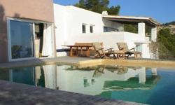 OverviewThe situation of the cosy villa is absolutely second to none! It's divine. The villa's terrace hosts a lovely swimming pool and then stretches down to offer access to a small private cove/beach. The views from the terrace sweep across the bay of