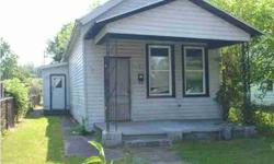 Investment opportunity. Lots of potential. 1 beds, one full bathrooms home built in 1939. Chain link fence & offers front & back porches.Sherry Hancock has this 1 bedrooms / 1 bathroom property available at 1514 Judson St in Evansville, IN for $8500.00.
